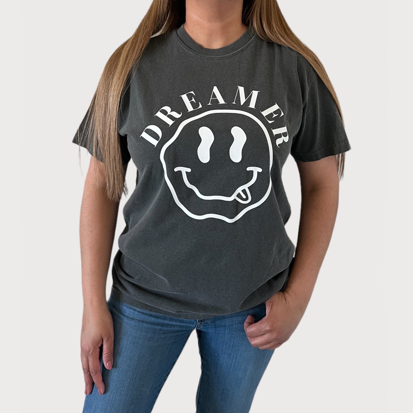 Dreamer T-Shirt  in Pepper color